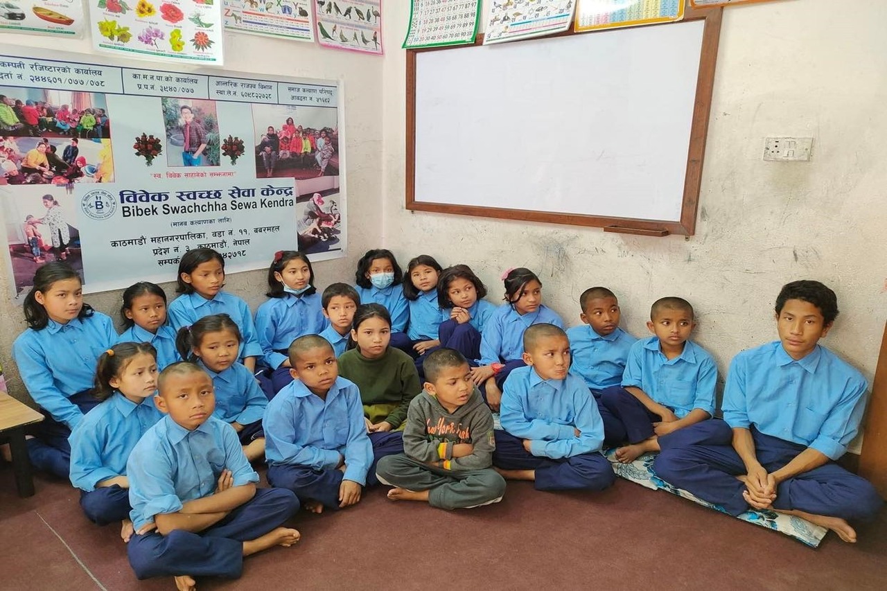 children-on-school-dress